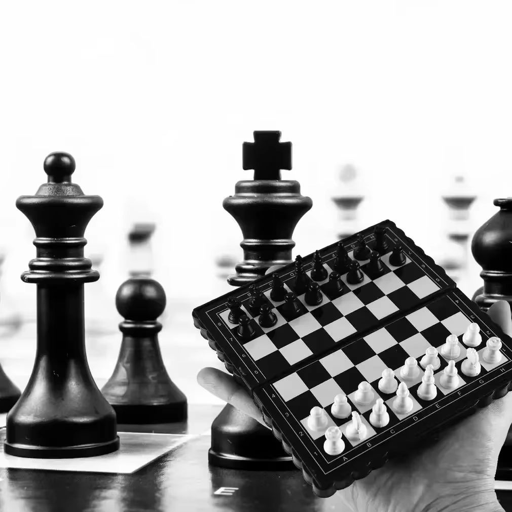 1Pc Mini Magnetic  Chess Set   – обзор и цена Party Games Children
