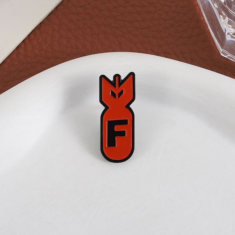 Cartoon Red Bomb F Logo Enamel – обзор и цена Party Games Bomb